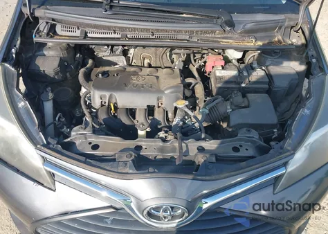 2015 Toyota Yaris L z USA, uszkodzony, nr VIN VNKJTUD35FA054329